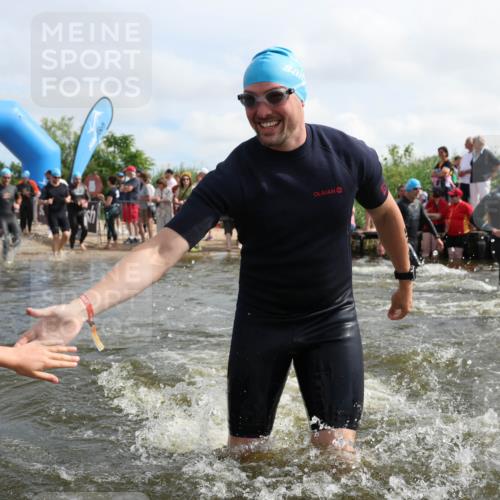 21.06.2026 - Viking Triathlon Michael Strokosch http://msf.ph/oto/9821759 21.06.2026 10:09:29 Schwimmen 52, 61, 174, 305, 309, 357, 417, 439, 491, 512, 557 meine-sportfotos.de