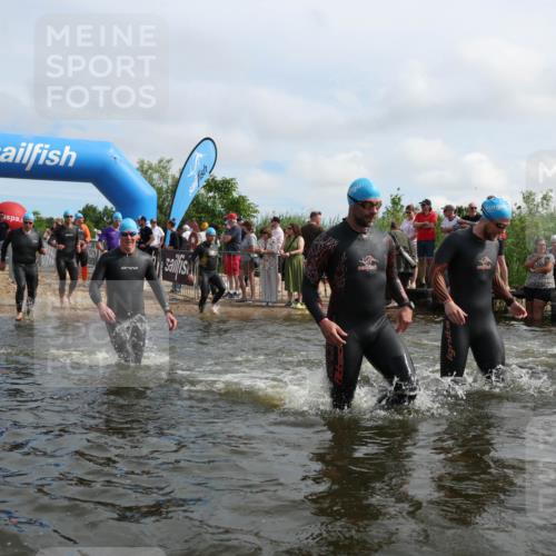 21.06.2026 - Viking Triathlon Michael Strokosch http://msf.ph/oto/9821769 21.06.2026 10:09:34 Schwimmen 39, 117, 174, 244, 264, 305, 309, 357, 379, 417, 439, 491, 512, 515, 557 meine-sportfotos.de