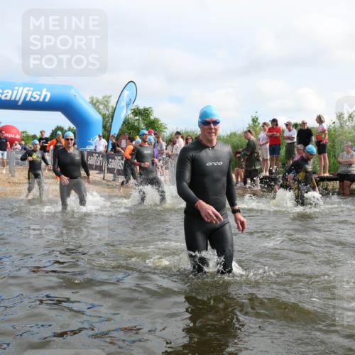 21.06.2026 - Viking Triathlon Michael Strokosch http://msf.ph/oto/9821775 21.06.2026 10:09:36 Schwimmen 39, 117, 174, 244, 264, 305, 357, 379, 417, 491, 515, 557 meine-sportfotos.de