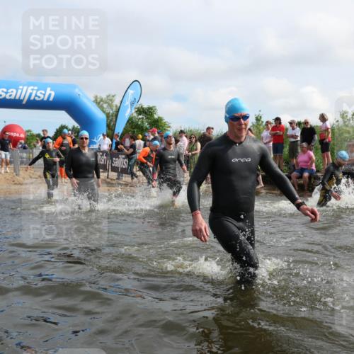 21.06.2026 - Viking Triathlon Michael Strokosch http://msf.ph/oto/9821776 21.06.2026 10:09:37 Schwimmen 39, 117, 174, 244, 264, 305, 357, 379, 417, 491, 515, 557 meine-sportfotos.de