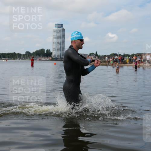21.06.2026 - Viking Triathlon Michael Strokosch http://msf.ph/oto/9821819 21.06.2026 10:24:28 Schwimmen 517 meine-sportfotos.de