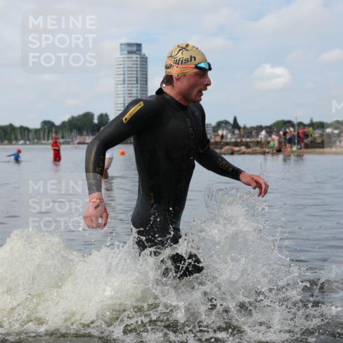 21.06.2026 - Viking Triathlon Michael Strokosch http://msf.ph/oto/9821843 21.06.2026 10:24:52 Schwimmen 9 meine-sportfotos.de