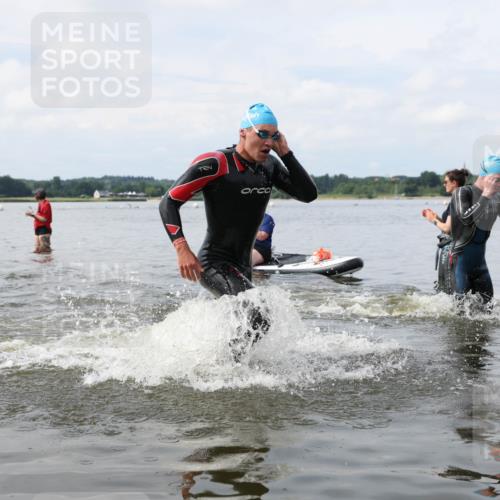 21.06.2026 - Viking Triathlon Michael Strokosch http://msf.ph/oto/9821857 21.06.2026 10:25:29 Schwimmen 1, 4, 10, 189 meine-sportfotos.de