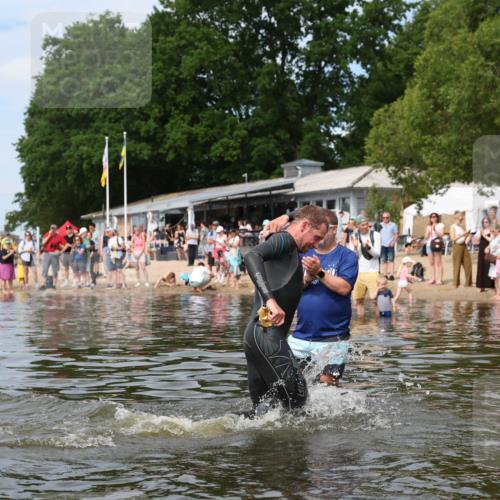 21.06.2026 - Viking Triathlon Michael Strokosch http://msf.ph/oto/9821888 21.06.2026 10:25:41 Schwimmen 4, 8, 10 meine-sportfotos.de