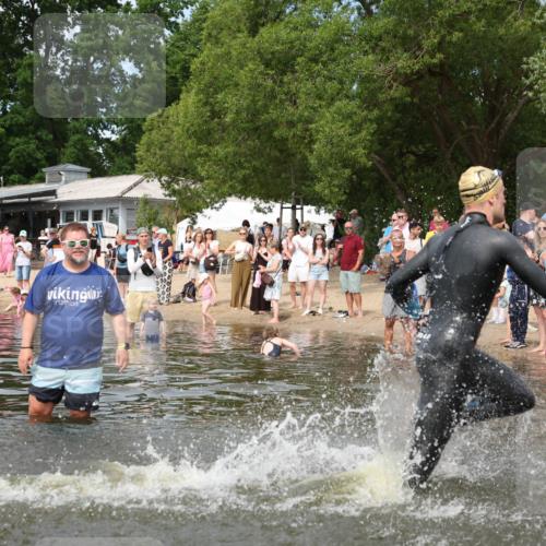 21.06.2026 - Viking Triathlon Michael Strokosch http://msf.ph/oto/9821905 21.06.2026 10:25:47 Schwimmen 8, 10 meine-sportfotos.de