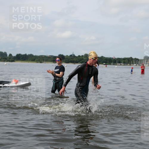 21.06.2026 - Viking Triathlon Michael Strokosch http://msf.ph/oto/9821907 21.06.2026 10:25:51 Schwimmen 8 meine-sportfotos.de