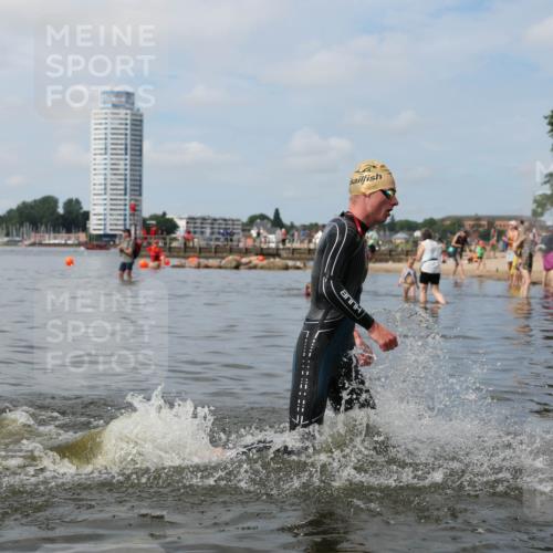 21.06.2026 - Viking Triathlon Michael Strokosch http://msf.ph/oto/9821914 21.06.2026 10:25:53 Schwimmen 8 meine-sportfotos.de