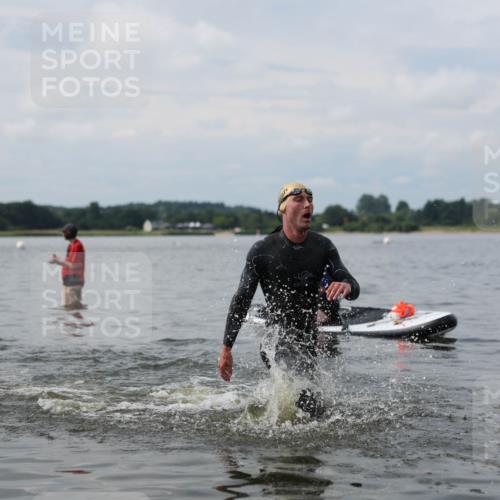 21.06.2026 - Viking Triathlon Michael Strokosch http://msf.ph/oto/9821930 21.06.2026 10:26:12 Schwimmen 2, 21, 474, 548 meine-sportfotos.de