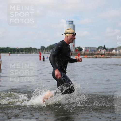 21.06.2026 - Viking Triathlon Michael Strokosch http://msf.ph/oto/9821937 21.06.2026 10:26:15 Schwimmen 2, 21, 474, 548 meine-sportfotos.de