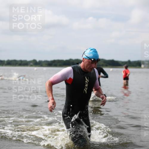 21.06.2026 - Viking Triathlon Michael Strokosch http://msf.ph/oto/9821980 21.06.2026 10:26:45 Schwimmen 25, 176, 334, 426, 453, 547 meine-sportfotos.de