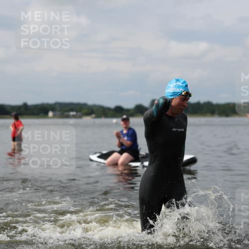 21.06.2026 - Viking Triathlon Michael Strokosch http://msf.ph/oto/9821988 21.06.2026 10:26:48 Schwimmen 7, 25, 176, 334, 426, 453, 547, 575 meine-sportfotos.de