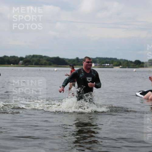 21.06.2026 - Viking Triathlon Michael Strokosch http://msf.ph/oto/9822034 21.06.2026 10:27:30 Schwimmen 46, 422, 626, 669 meine-sportfotos.de