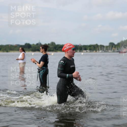 21.06.2026 - Viking Triathlon Michael Strokosch http://msf.ph/oto/9822078 21.06.2026 10:27:59 Schwimmen 19, 119, 280, 342, 371, 565, 620 meine-sportfotos.de