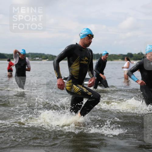 21.06.2026 - Viking Triathlon Michael Strokosch http://msf.ph/oto/9822094 21.06.2026 10:28:06 Schwimmen 19, 29, 119, 280, 342, 371, 565, 620 meine-sportfotos.de