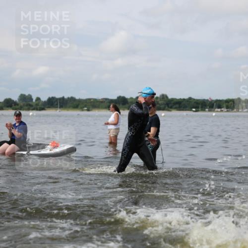21.06.2026 - Viking Triathlon Michael Strokosch http://msf.ph/oto/9822097 21.06.2026 10:28:07 Schwimmen 19, 29, 119, 280, 342, 371, 565 meine-sportfotos.de