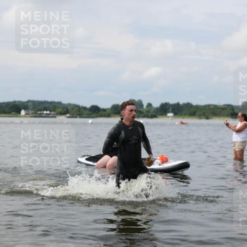 21.06.2026 - Viking Triathlon Michael Strokosch http://msf.ph/oto/9822110 21.06.2026 10:28:18 Schwimmen 29, 271, 342 meine-sportfotos.de