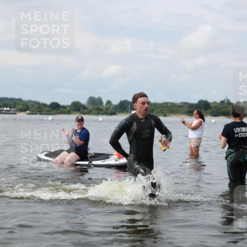 21.06.2026 - Viking Triathlon Michael Strokosch http://msf.ph/oto/9822112 21.06.2026 10:28:19 Schwimmen 29, 271 meine-sportfotos.de