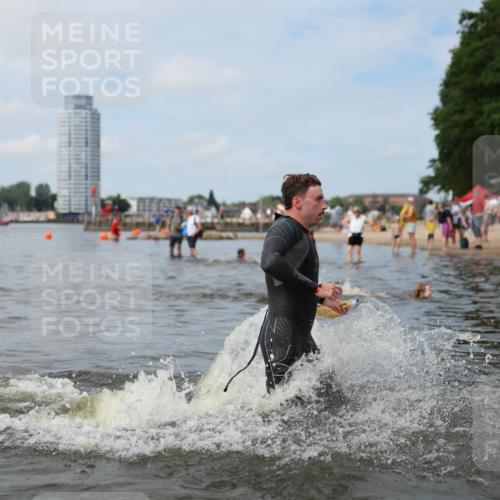 21.06.2026 - Viking Triathlon Michael Strokosch http://msf.ph/oto/9822120 21.06.2026 10:28:21 Schwimmen 29, 271 meine-sportfotos.de