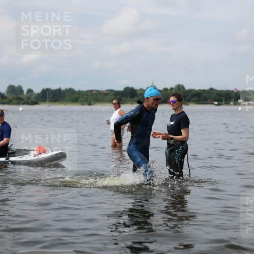 21.06.2026 - Viking Triathlon Michael Strokosch http://msf.ph/oto/9822129 21.06.2026 10:28:33 Schwimmen 271 meine-sportfotos.de