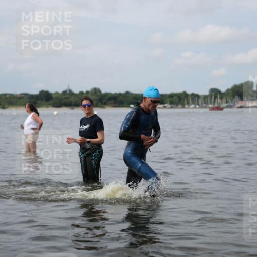 21.06.2026 - Viking Triathlon Michael Strokosch http://msf.ph/oto/9822131 21.06.2026 10:28:34 Schwimmen 271 meine-sportfotos.de