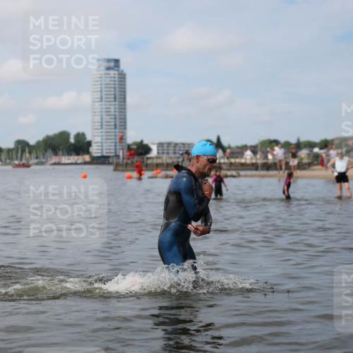 21.06.2026 - Viking Triathlon Michael Strokosch http://msf.ph/oto/9822136 21.06.2026 10:28:35 Schwimmen 271 meine-sportfotos.de