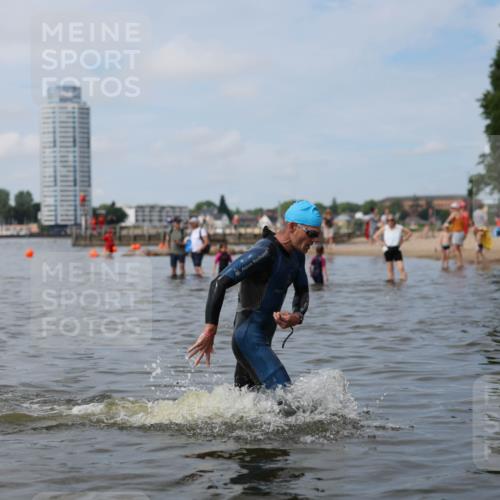 21.06.2026 - Viking Triathlon Michael Strokosch http://msf.ph/oto/9822137 21.06.2026 10:28:36 Schwimmen 271 meine-sportfotos.de