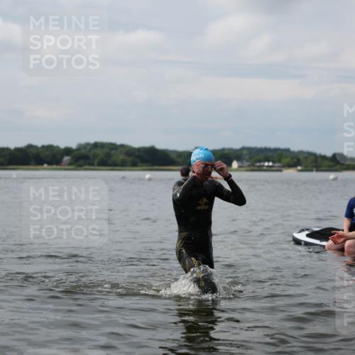 21.06.2026 - Viking Triathlon Michael Strokosch http://msf.ph/oto/9822140 21.06.2026 10:28:55 Schwimmen 466, 640 meine-sportfotos.de