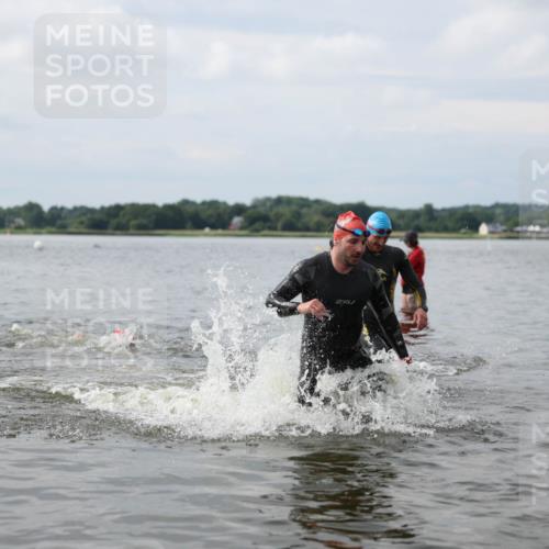 21.06.2026 - Viking Triathlon Michael Strokosch http://msf.ph/oto/9822160 21.06.2026 10:29:11 Schwimmen 65, 441, 640, 643 meine-sportfotos.de