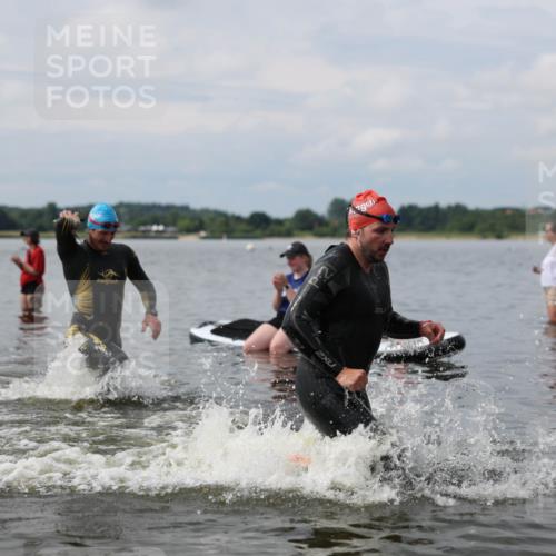 21.06.2026 - Viking Triathlon Michael Strokosch http://msf.ph/oto/9822165 21.06.2026 10:29:13 Schwimmen 65, 441, 640, 643 meine-sportfotos.de