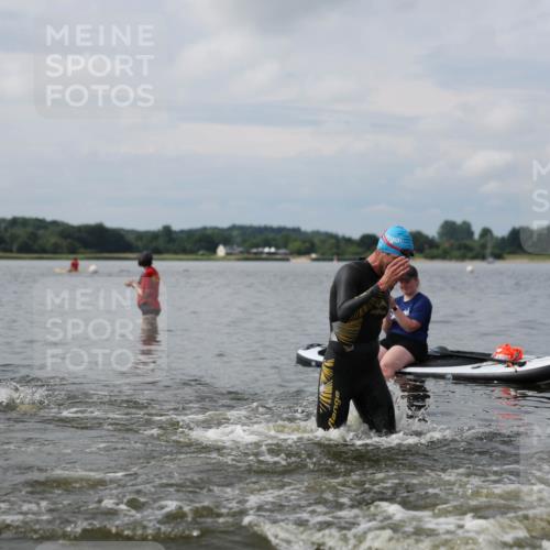 21.06.2026 - Viking Triathlon Michael Strokosch http://msf.ph/oto/9822167 21.06.2026 10:29:14 Schwimmen 65, 441, 640, 643 meine-sportfotos.de