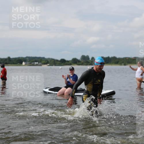 21.06.2026 - Viking Triathlon Michael Strokosch http://msf.ph/oto/9822169 21.06.2026 10:29:14 Schwimmen 65, 441, 640, 643 meine-sportfotos.de