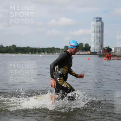 21.06.2026 - Viking Triathlon Michael Strokosch http://msf.ph/oto/9822175 21.06.2026 10:29:16 Schwimmen 65, 441, 640, 643 meine-sportfotos.de