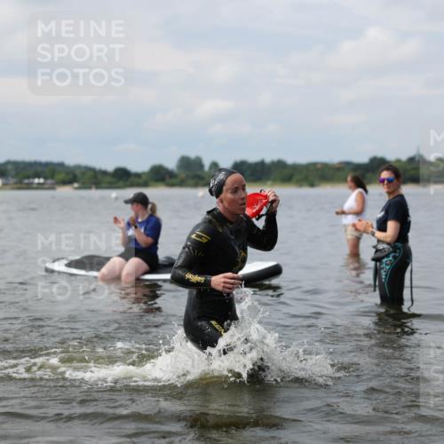 21.06.2026 - Viking Triathlon Michael Strokosch http://msf.ph/oto/9822180 21.06.2026 10:29:18 Schwimmen 65, 441, 610, 640, 643 meine-sportfotos.de