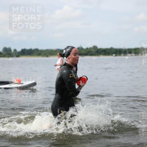 21.06.2026 - Viking Triathlon Michael Strokosch http://msf.ph/oto/9822182 21.06.2026 10:29:18 Schwimmen 65, 441, 610, 640, 643 meine-sportfotos.de