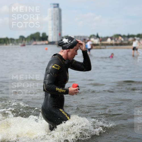 21.06.2026 - Viking Triathlon Michael Strokosch http://msf.ph/oto/9822186 21.06.2026 10:29:19 Schwimmen 65, 441, 610, 640, 643 meine-sportfotos.de