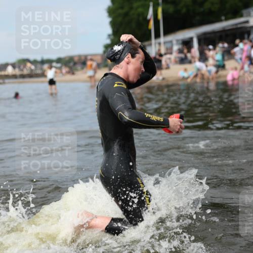 21.06.2026 - Viking Triathlon Michael Strokosch http://msf.ph/oto/9822188 21.06.2026 10:29:20 Schwimmen 65, 441, 610, 643 meine-sportfotos.de