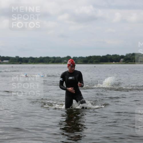 21.06.2026 - Viking Triathlon Michael Strokosch http://msf.ph/oto/9822199 21.06.2026 10:29:32 Schwimmen 74, 610 meine-sportfotos.de