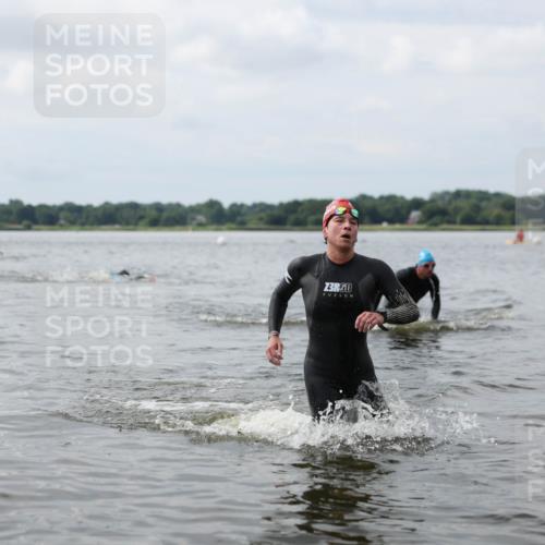 21.06.2026 - Viking Triathlon Michael Strokosch http://msf.ph/oto/9822202 21.06.2026 10:29:33 Schwimmen 74, 610 meine-sportfotos.de