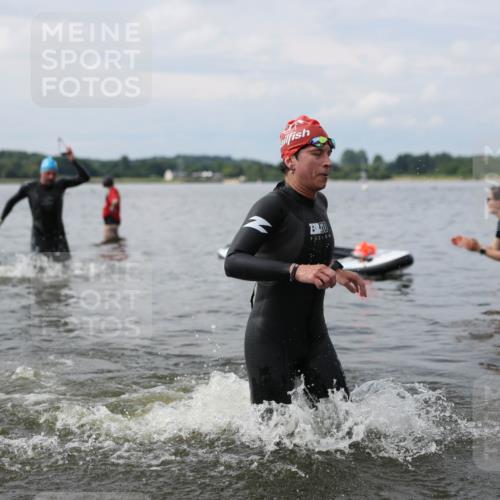 21.06.2026 - Viking Triathlon Michael Strokosch http://msf.ph/oto/9822210 21.06.2026 10:29:35 Schwimmen 74, 610 meine-sportfotos.de