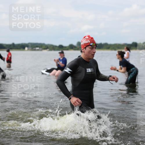 21.06.2026 - Viking Triathlon Michael Strokosch http://msf.ph/oto/9822211 21.06.2026 10:29:35 Schwimmen 74, 610 meine-sportfotos.de