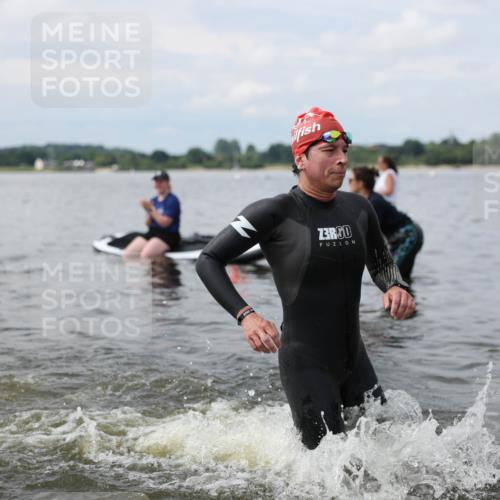 21.06.2026 - Viking Triathlon Michael Strokosch http://msf.ph/oto/9822212 21.06.2026 10:29:36 Schwimmen 74, 610 meine-sportfotos.de