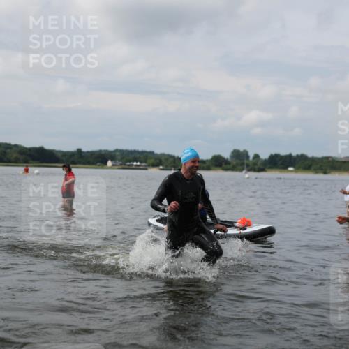21.06.2026 - Viking Triathlon Michael Strokosch http://msf.ph/oto/9822215 21.06.2026 10:29:38 Schwimmen 74, 169, 359, 527, 610 meine-sportfotos.de