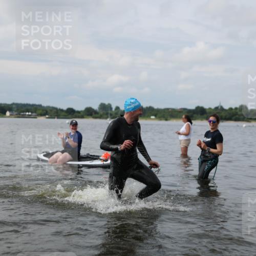 21.06.2026 - Viking Triathlon Michael Strokosch http://msf.ph/oto/9822218 21.06.2026 10:29:38 Schwimmen 74, 169, 359, 527, 610 meine-sportfotos.de