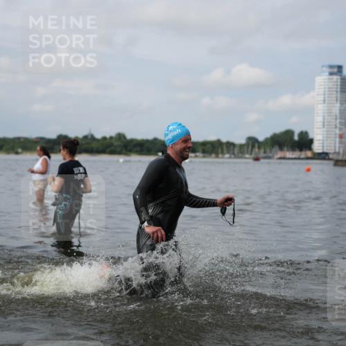 21.06.2026 - Viking Triathlon Michael Strokosch http://msf.ph/oto/9822222 21.06.2026 10:29:39 Schwimmen 74, 169, 359, 527, 610 meine-sportfotos.de