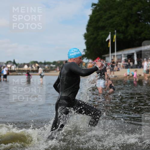 21.06.2026 - Viking Triathlon Michael Strokosch http://msf.ph/oto/9822227 21.06.2026 10:29:41 Schwimmen 74, 169, 359, 527, 610 meine-sportfotos.de