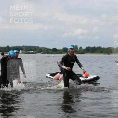 21.06.2026 - Viking Triathlon Michael Strokosch http://msf.ph/oto/9822230 21.06.2026 10:29:51 Schwimmen 31, 38, 169, 270, 359, 527 meine-sportfotos.de