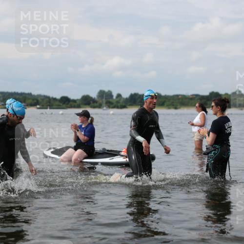 21.06.2026 - Viking Triathlon Michael Strokosch http://msf.ph/oto/9822231 21.06.2026 10:29:51 Schwimmen 31, 38, 169, 270, 359, 527 meine-sportfotos.de