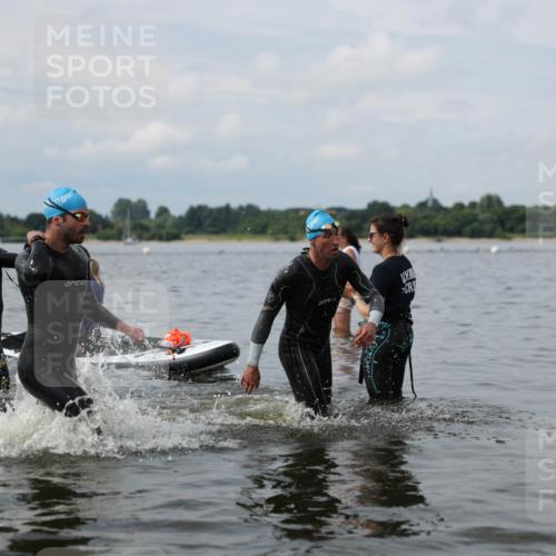 21.06.2026 - Viking Triathlon Michael Strokosch http://msf.ph/oto/9822233 21.06.2026 10:29:52 Schwimmen 31, 38, 169, 270, 359, 527 meine-sportfotos.de