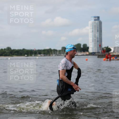 21.06.2026 - Viking Triathlon Michael Strokosch http://msf.ph/oto/9822245 21.06.2026 10:29:56 Schwimmen 31, 38, 169, 270, 359, 527 meine-sportfotos.de