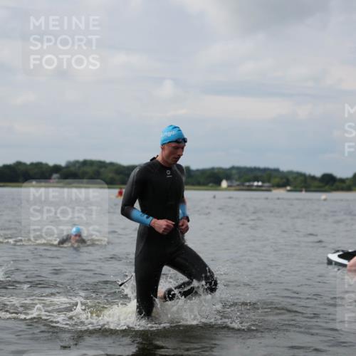 21.06.2026 - Viking Triathlon Michael Strokosch http://msf.ph/oto/9822252 21.06.2026 10:30:01 Schwimmen 31, 38, 104, 169, 270, 359, 527 meine-sportfotos.de